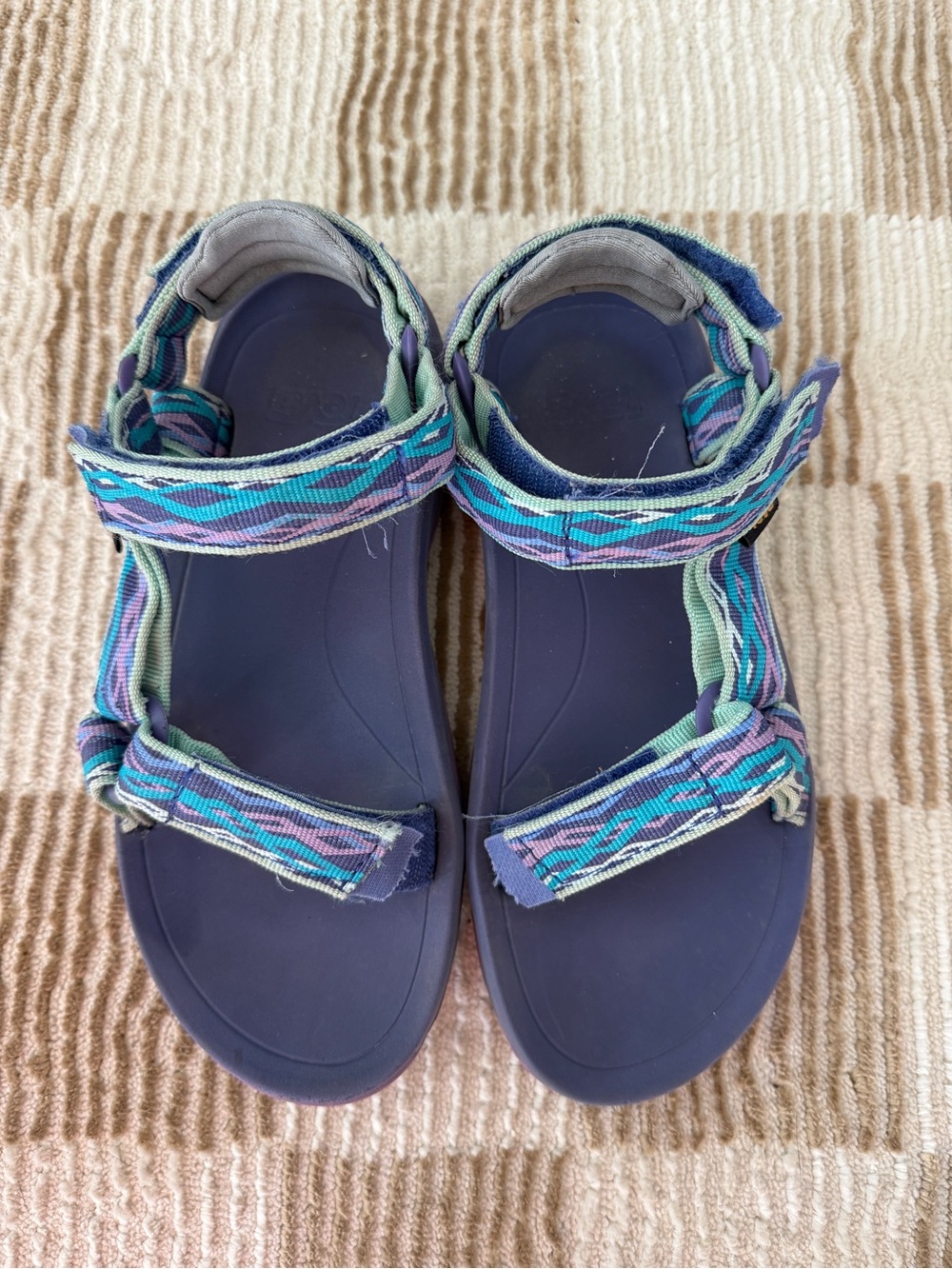 Teva Sandals Size 4 Kids